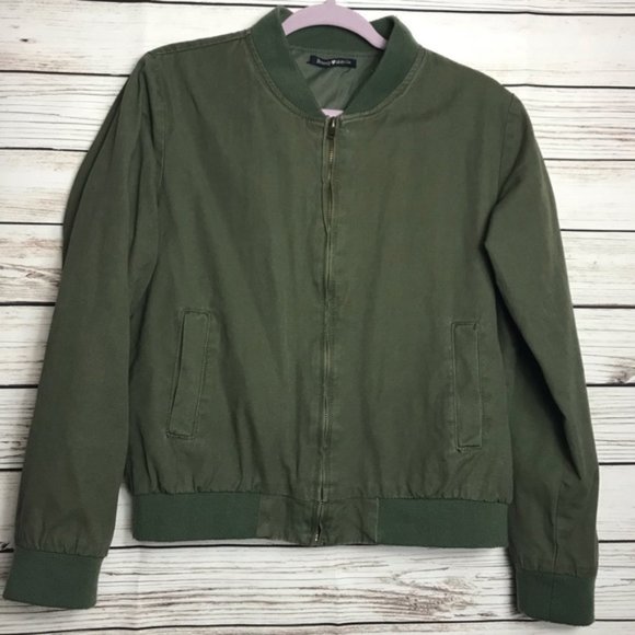 Brandy Melville Green Utility Bomber Jacket - Picture 2 of 5